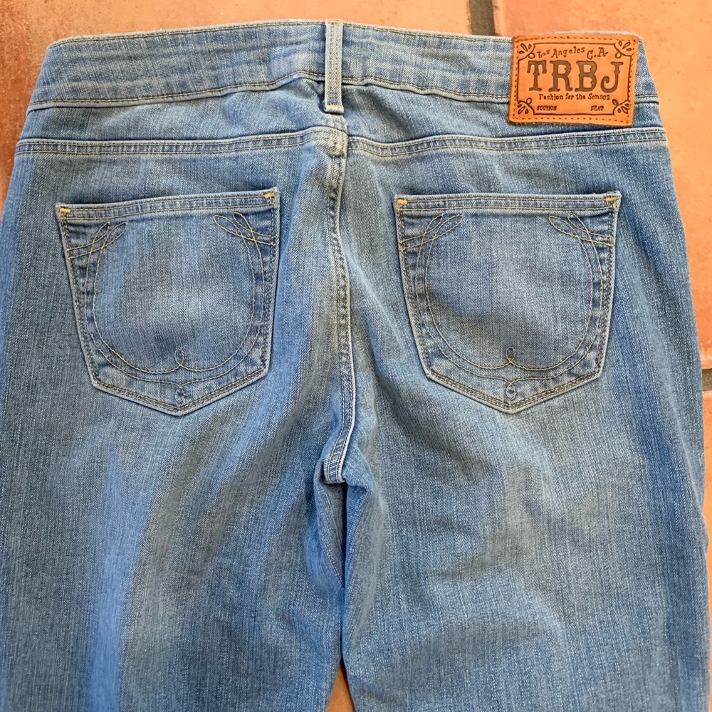 True Religion Trisha Light Wash Flare Leg Jeans - Picture 7 of 8